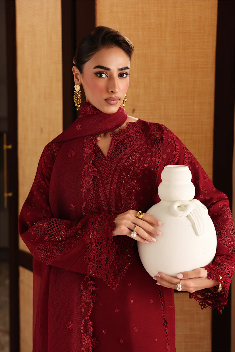 Qalamkar Luxury Lawn Embroidered Unstithced Suit NIRA