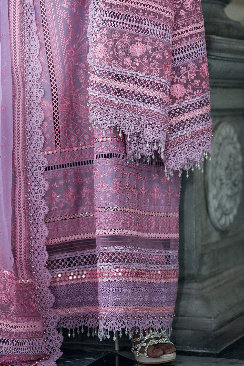 Sobia Nazir Luxury Embroidered Lawn 3Pc Unstitched Suit