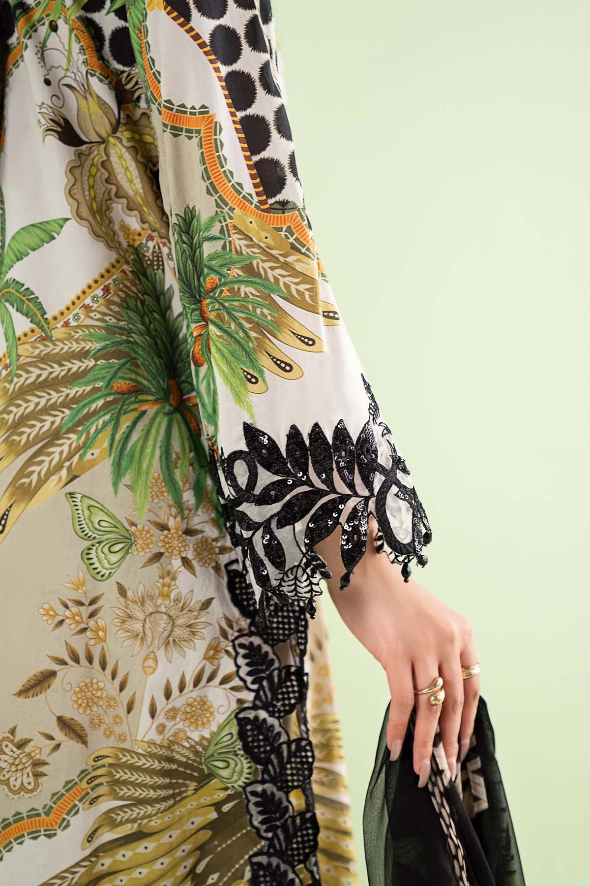 Maria.B - Luxury Lawn Embroidered Unstitched 3 Piece