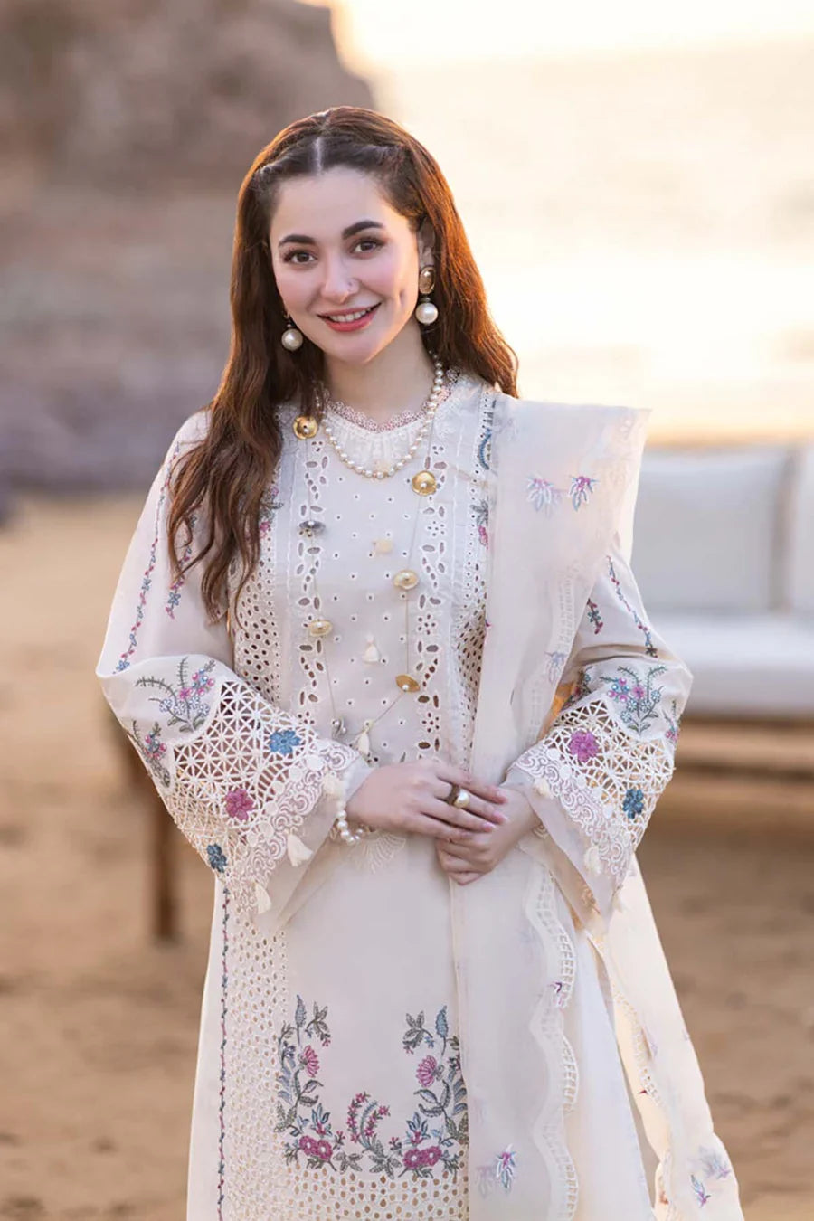 Qalamkar Luxury Chiken Kari Lawn 3 Pieces Unstitched SELIN