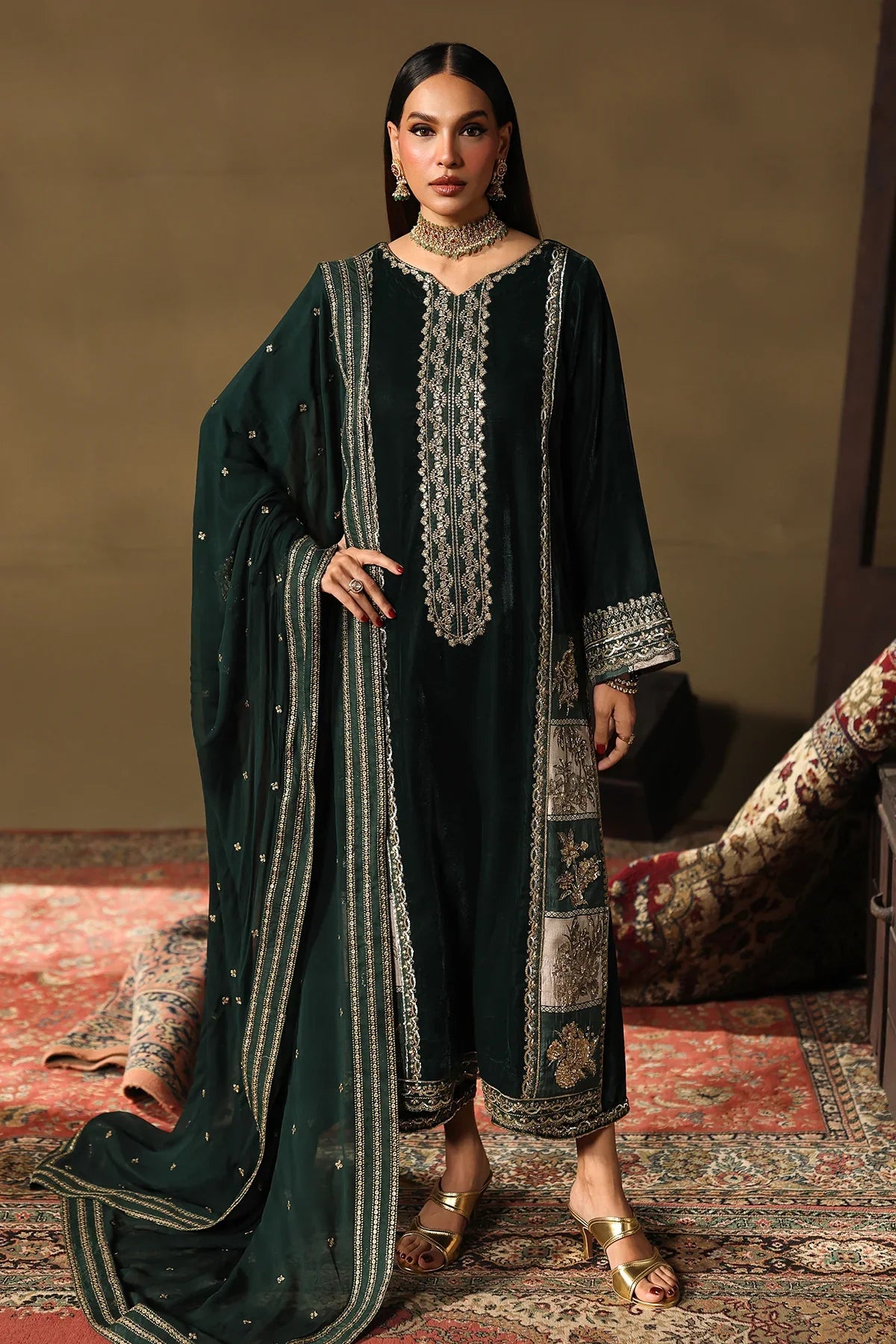 Charizma Signora Unstitched Premium Velvet Collection