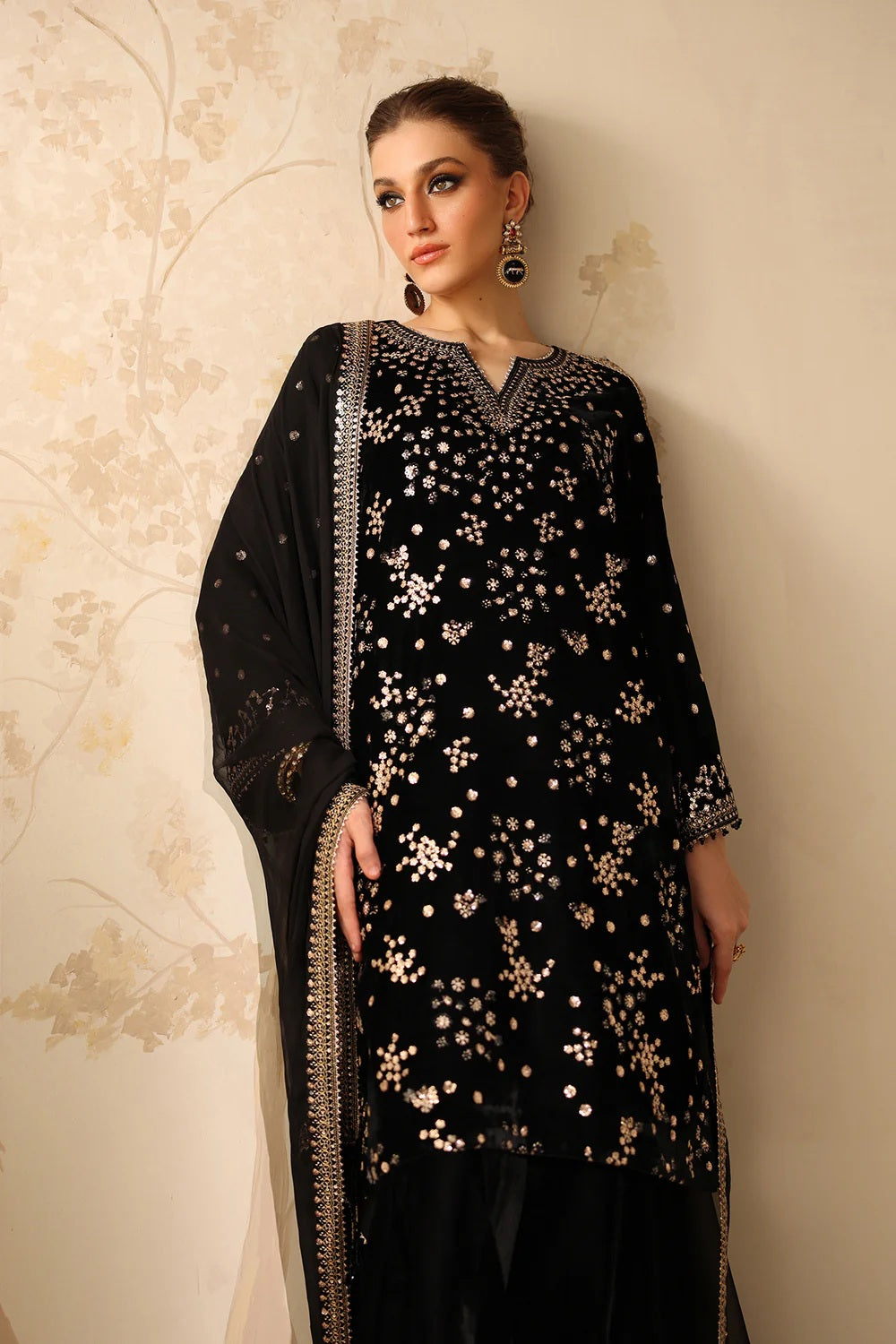 Baroque Velvet Embroidered 3 Piece Unstitched