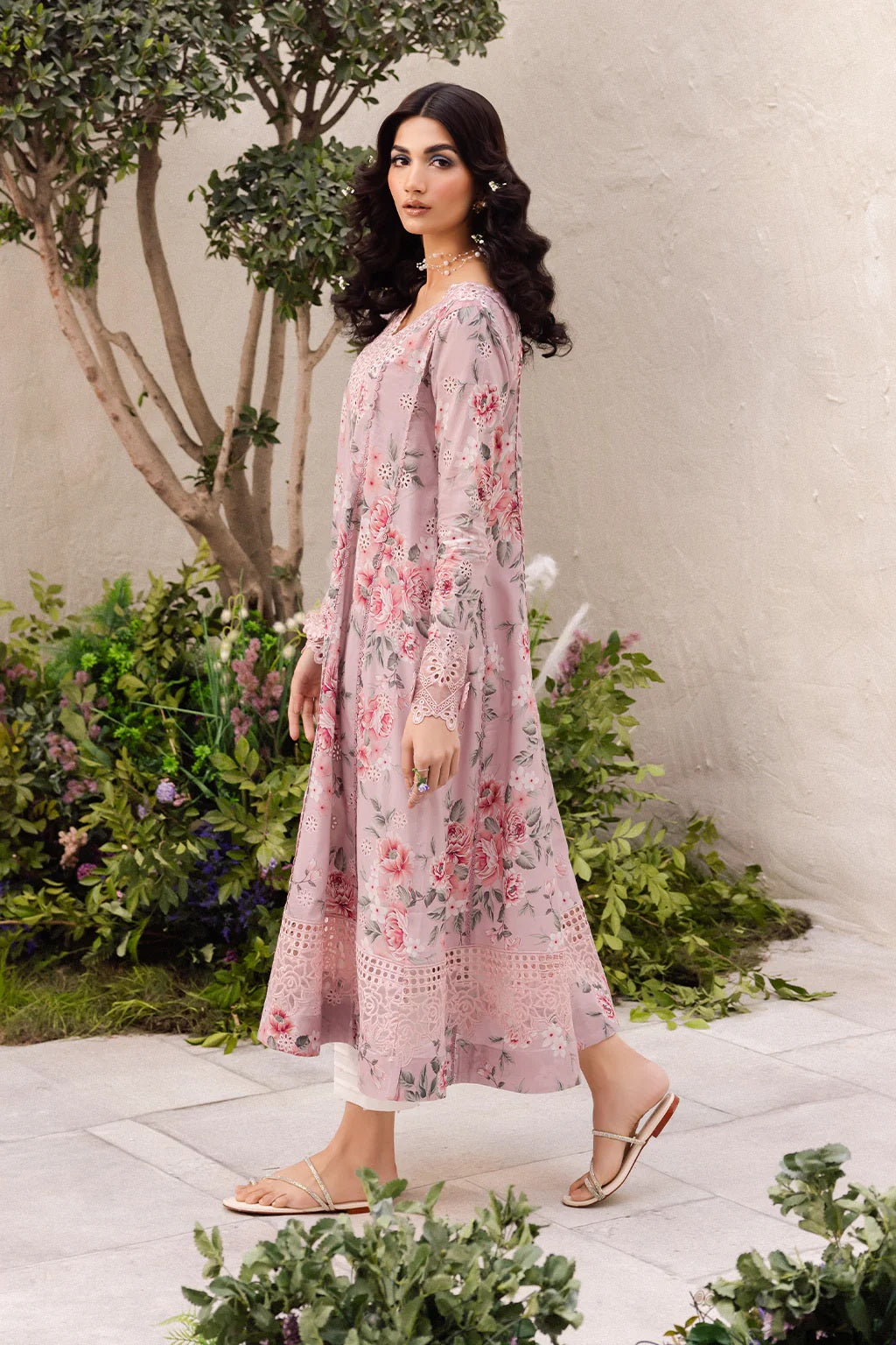 Iznik - Luxury Lawn Embroidered 3 Piece Unstitched - Dahlia