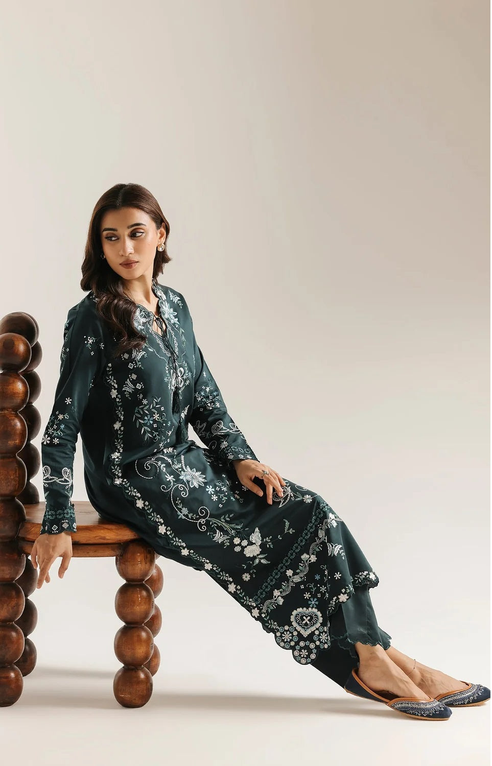 Ethnc Luxury Silk Embroidered 3Pc Unstitched Suit / 103 / 703