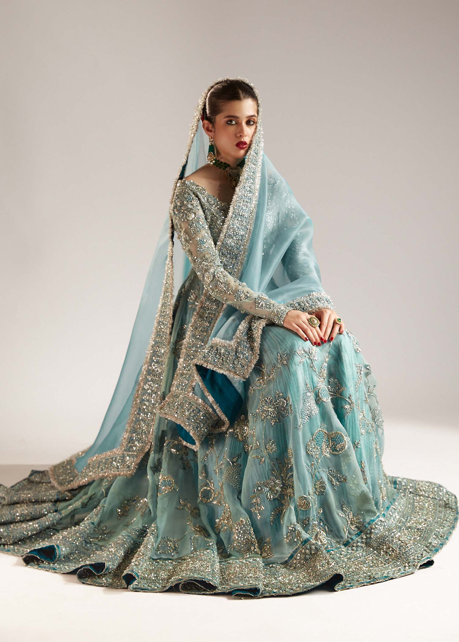 Hussain Rehar Parday ke Peechay Organza Hand Emblishment Maxi Unstitched ASTRA
