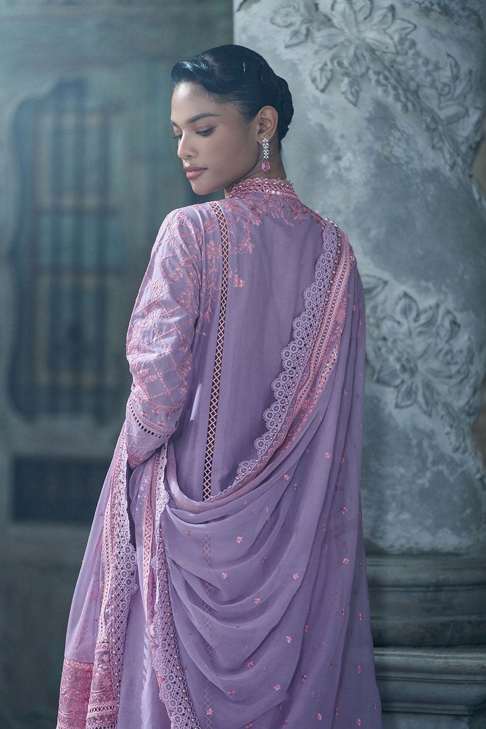 Sobia Nazir Luxury Embroidered Lawn 3Pc Unstitched Suit