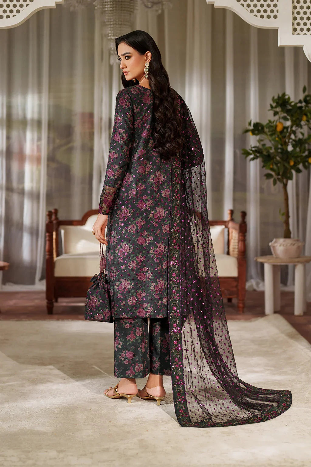 Iznik Luxury Printed & Embroidered Unstitched Lawn Suit
