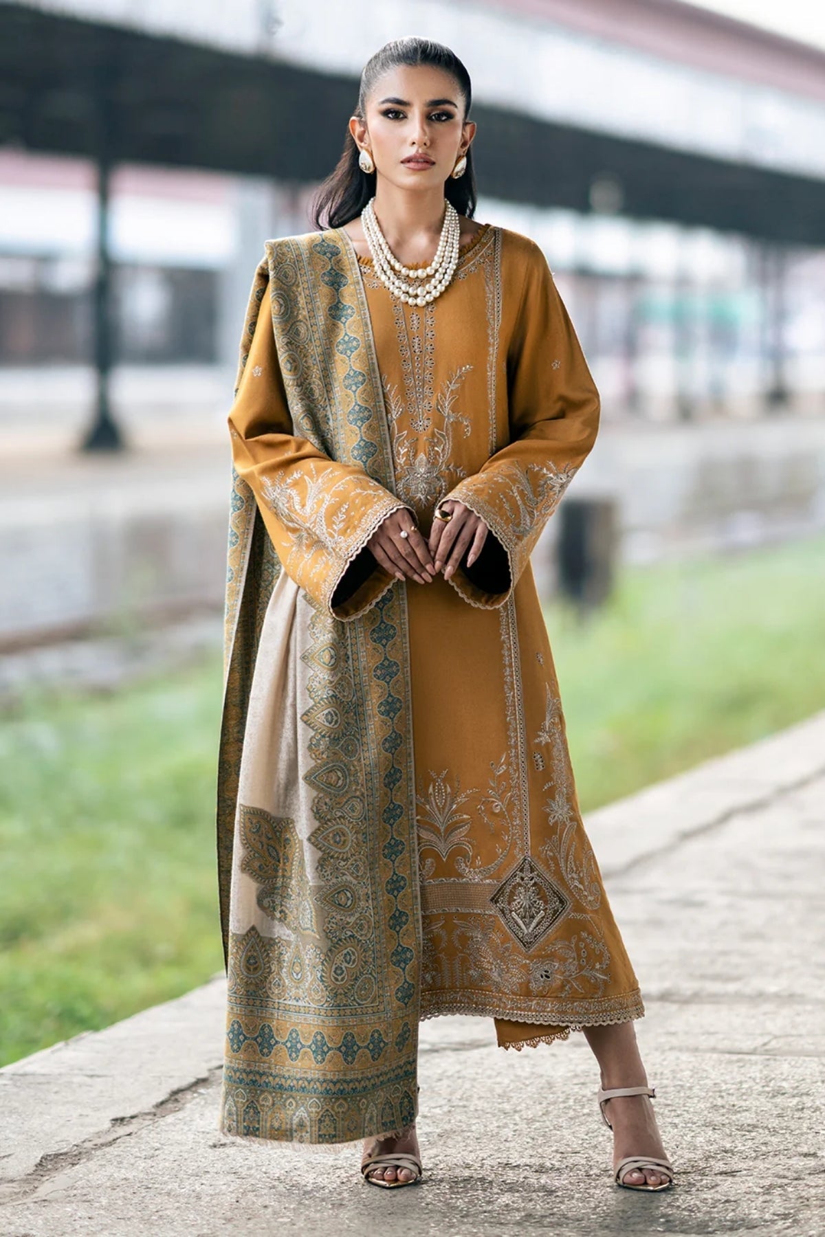 Izel - 3PC Unstitched Dhanak Embroidered Shirt with Digital Printed Twill Pashmina Dupatta and Trouser