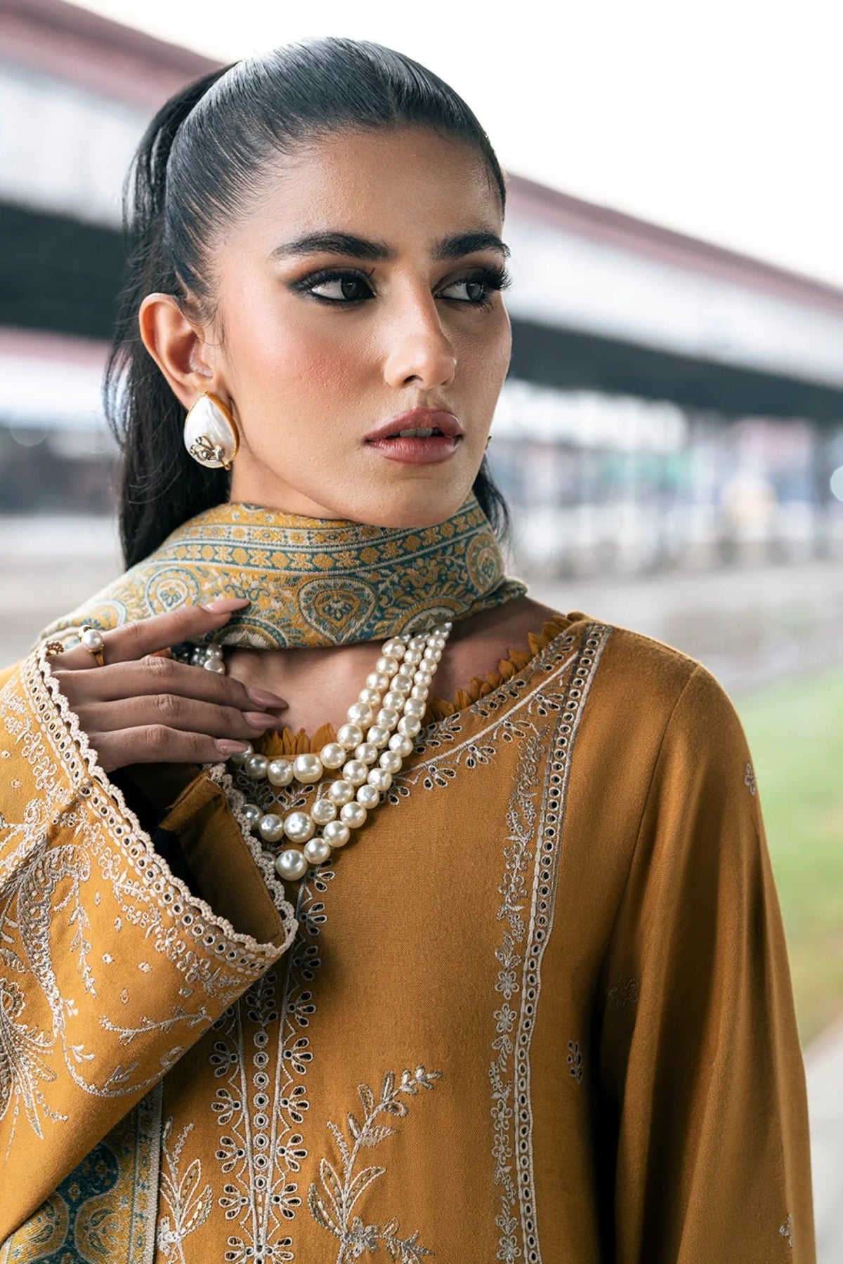 Izel - 3PC Unstitched Dhanak Embroidered Shirt with Digital Printed Twill Pashmina Dupatta and Trouser