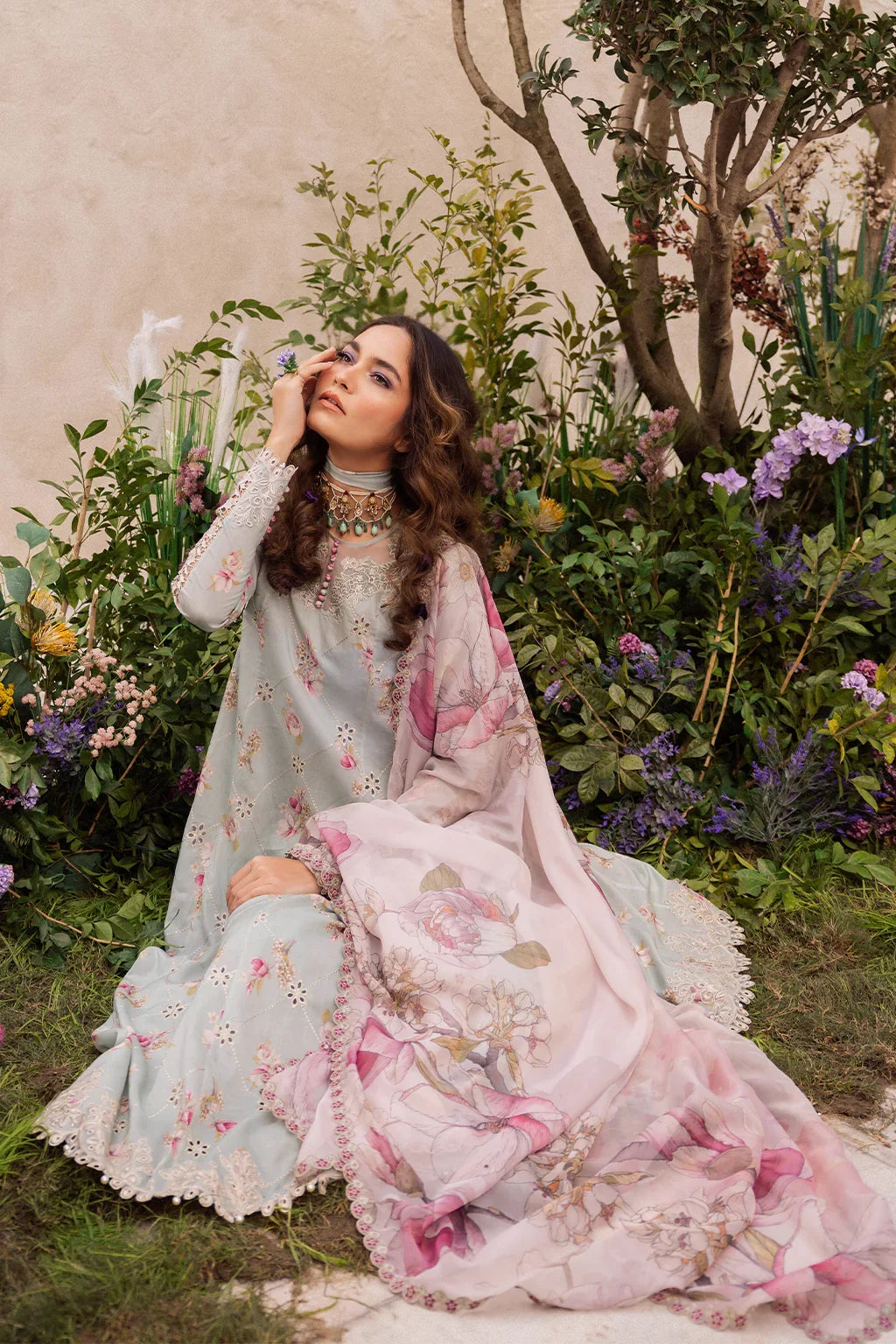 Iznik Luxury Lawn Embroidered Unstitched Collection