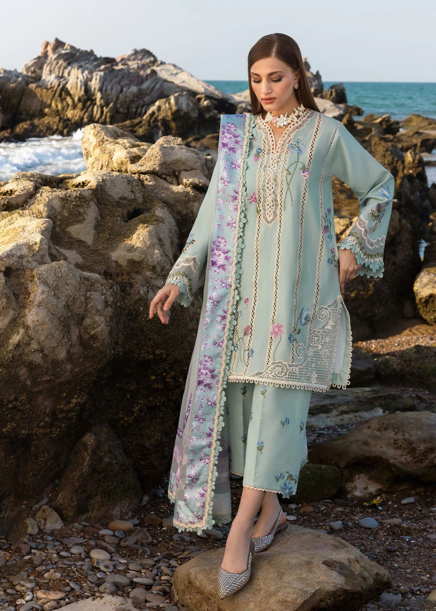 Crimson Flow Embroidered Lawn Unstitched 3Pc Suit D - Floral Crush