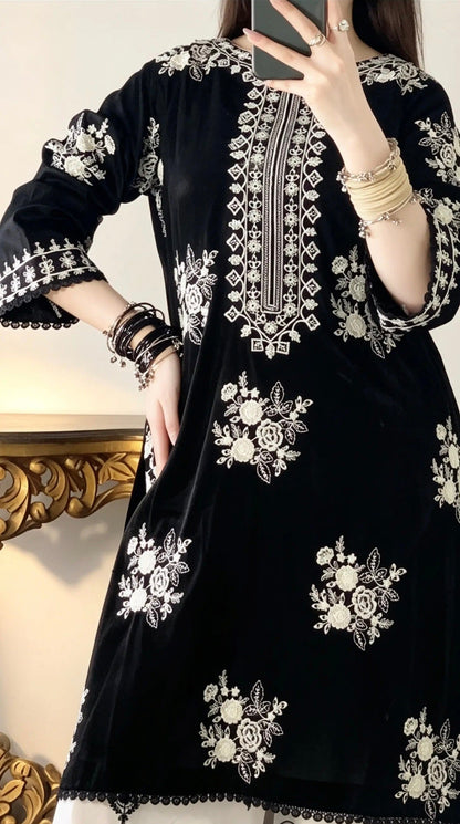 Zara Shahjahan Luxury Embroidered Lawn Unstitched 3Pc Suit