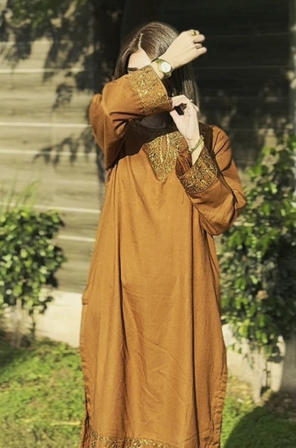 Zarqa - Stitched 2PC Dhanak Embroidered
