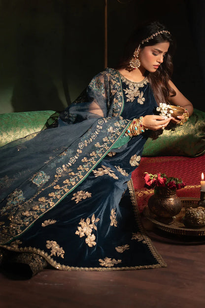 Iznik Micro Velvet Embroidered Suits Unstitched