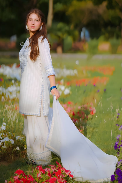 Sapphire - 3PC Unstitched Lawn Embroidered Shirt with Dyed Cotton Net Dupatta and Trouser