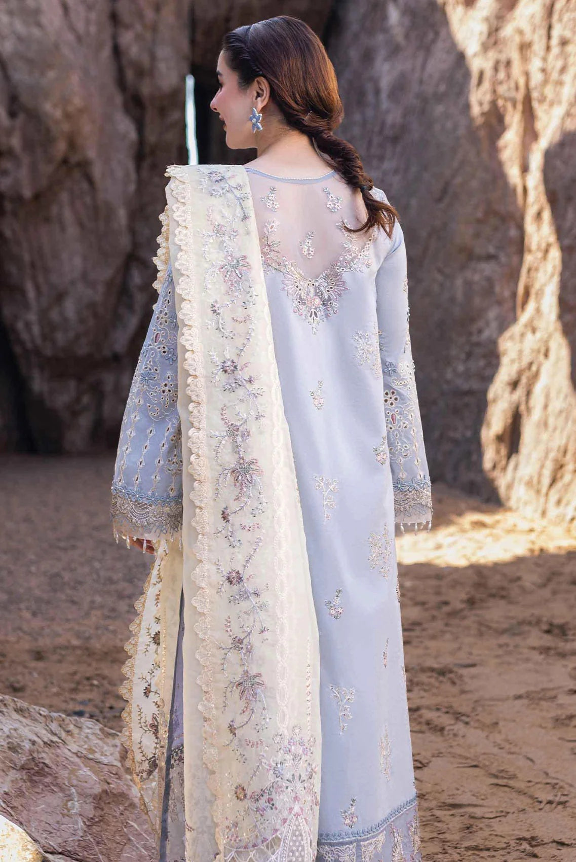 Qalamkar - Saahil Kinaare - Lawn Chikankari Unstitched 3Pcs - Firuze