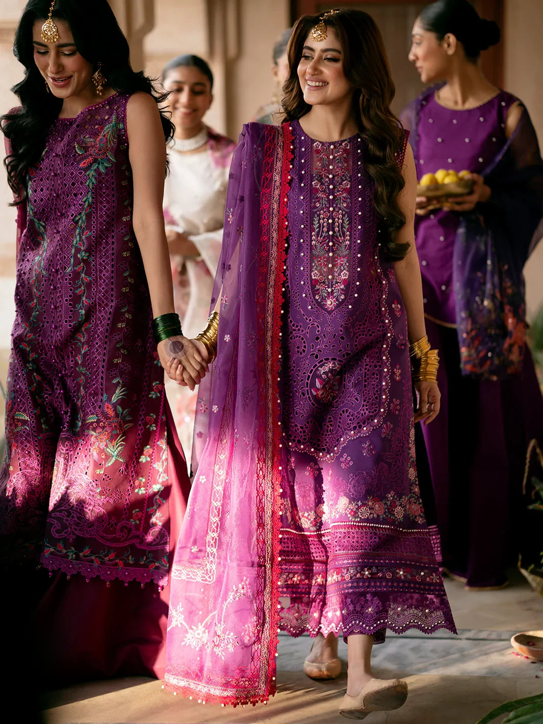 Bin Ilyas Luxury Lawn Embroidered 3 Piece DilBaro