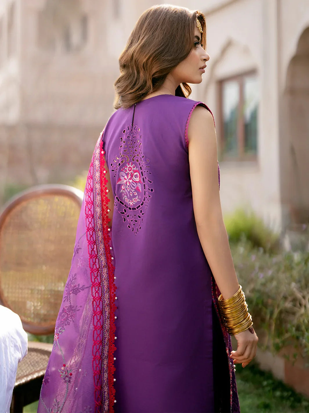 Bin Ilyas Luxury Lawn Embroidered 3 Piece DilBaro