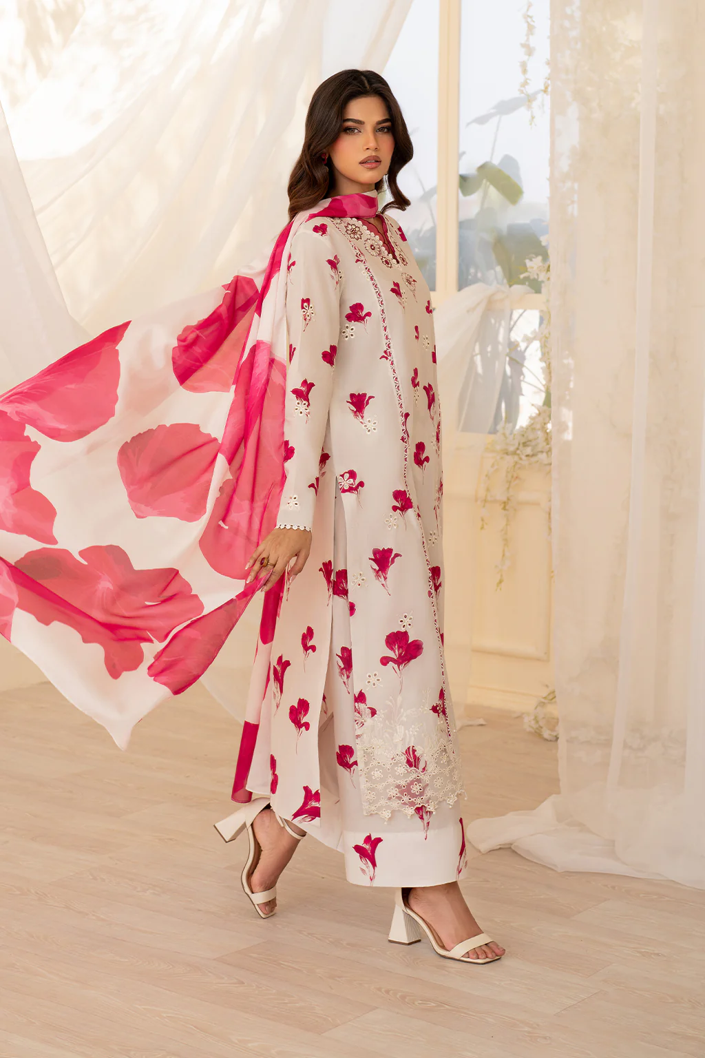 Iznik Premium Lawn Embroidered Collection Unstitched Floral Affair
