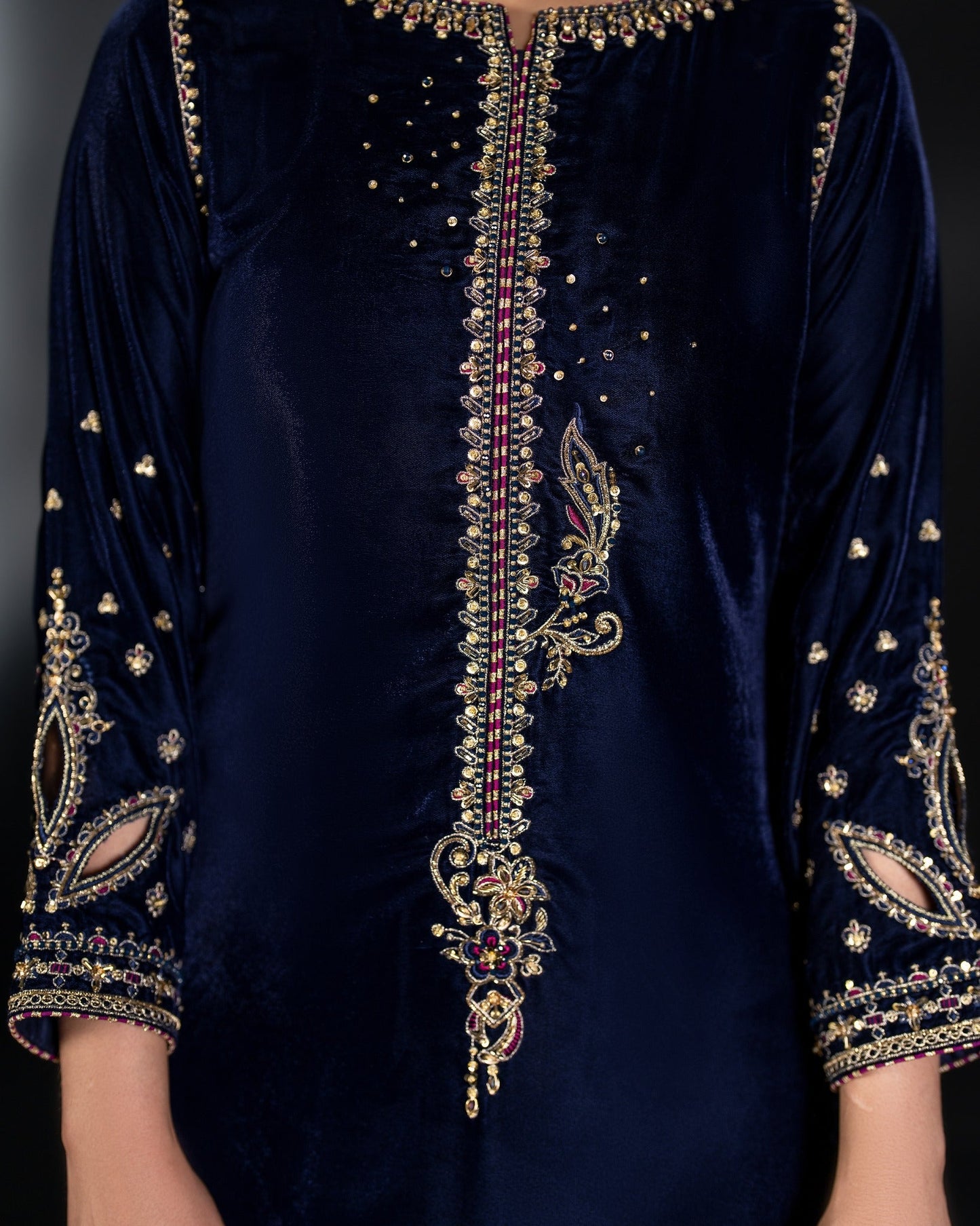 Naqshi Luxury Velvet Collection Unstitched IFRAH Micro