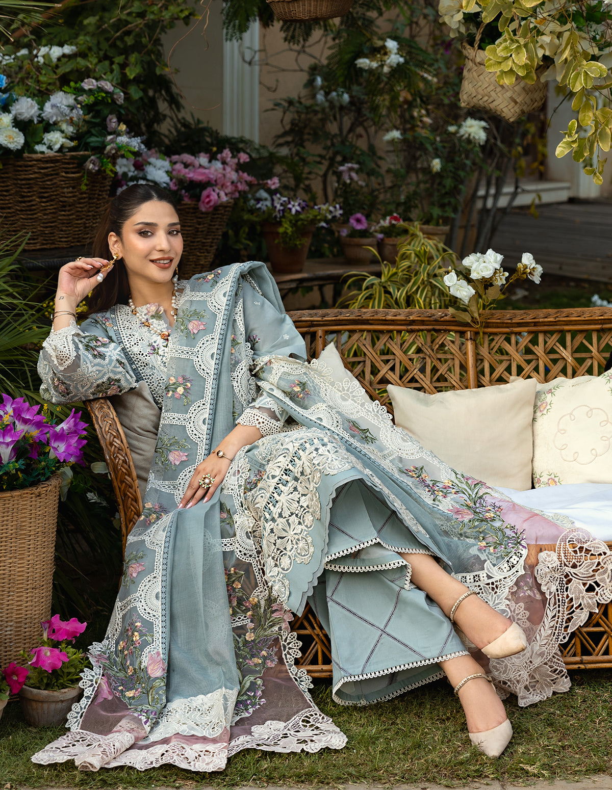 Elaf Embroidered Lawn Suit Unstitched 3 Pc B Samaa - Summer Collection