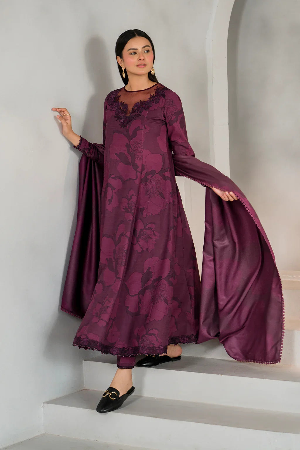 Iznik Luxury Embroidered Lawn Unstitched Collection