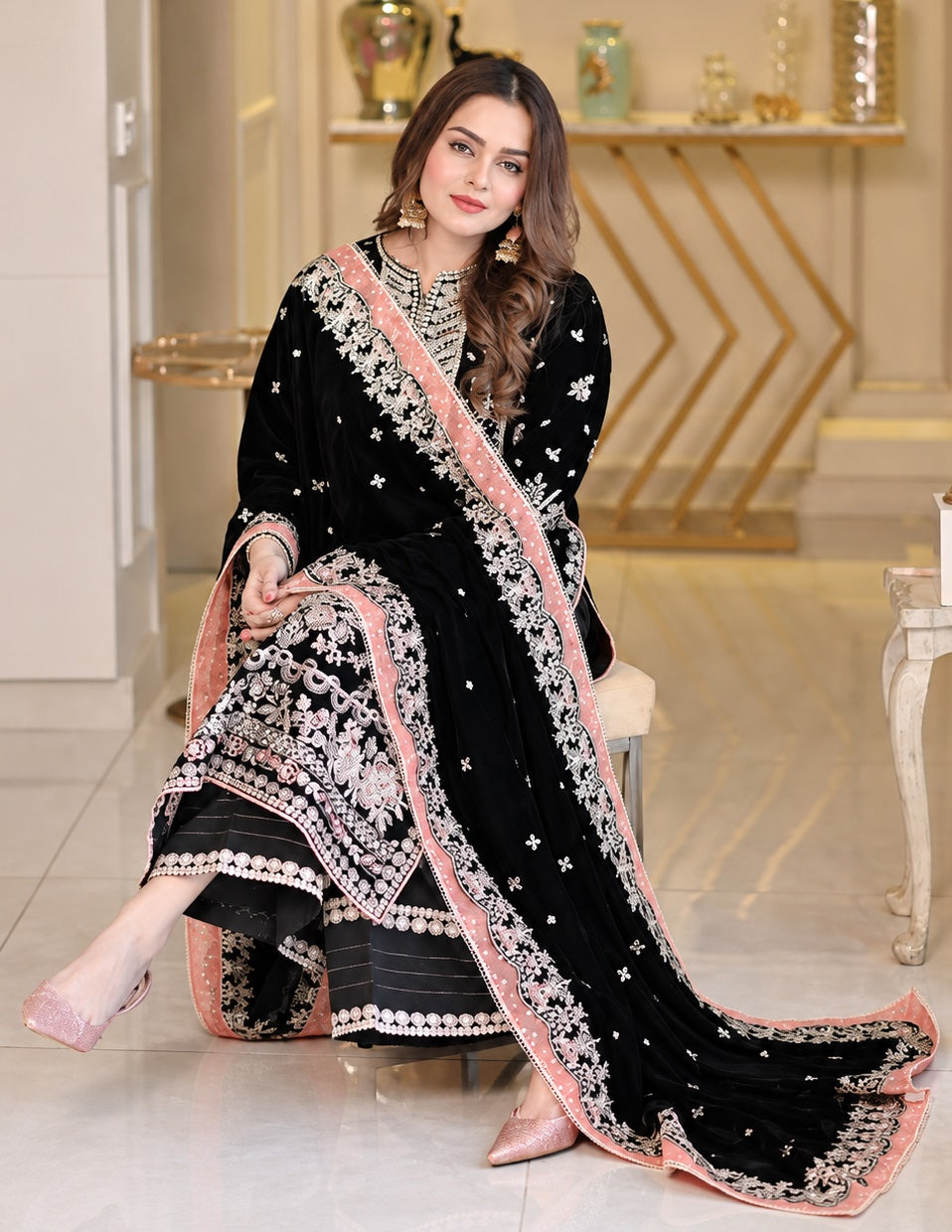 Aneelas Luxury Velvet Embroidered Unstitched / Stitched Suit