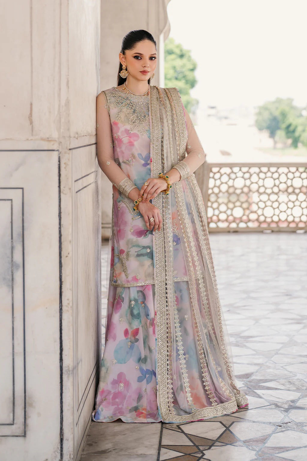 Iznik Luxury Lawn Embroidered 3 Piece Unstitched