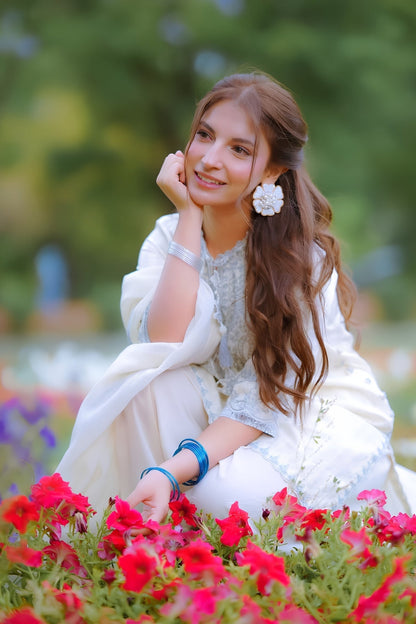 Sapphire - 3PC Unstitched Lawn Embroidered Shirt with Dyed Cotton Net Dupatta and Trouser