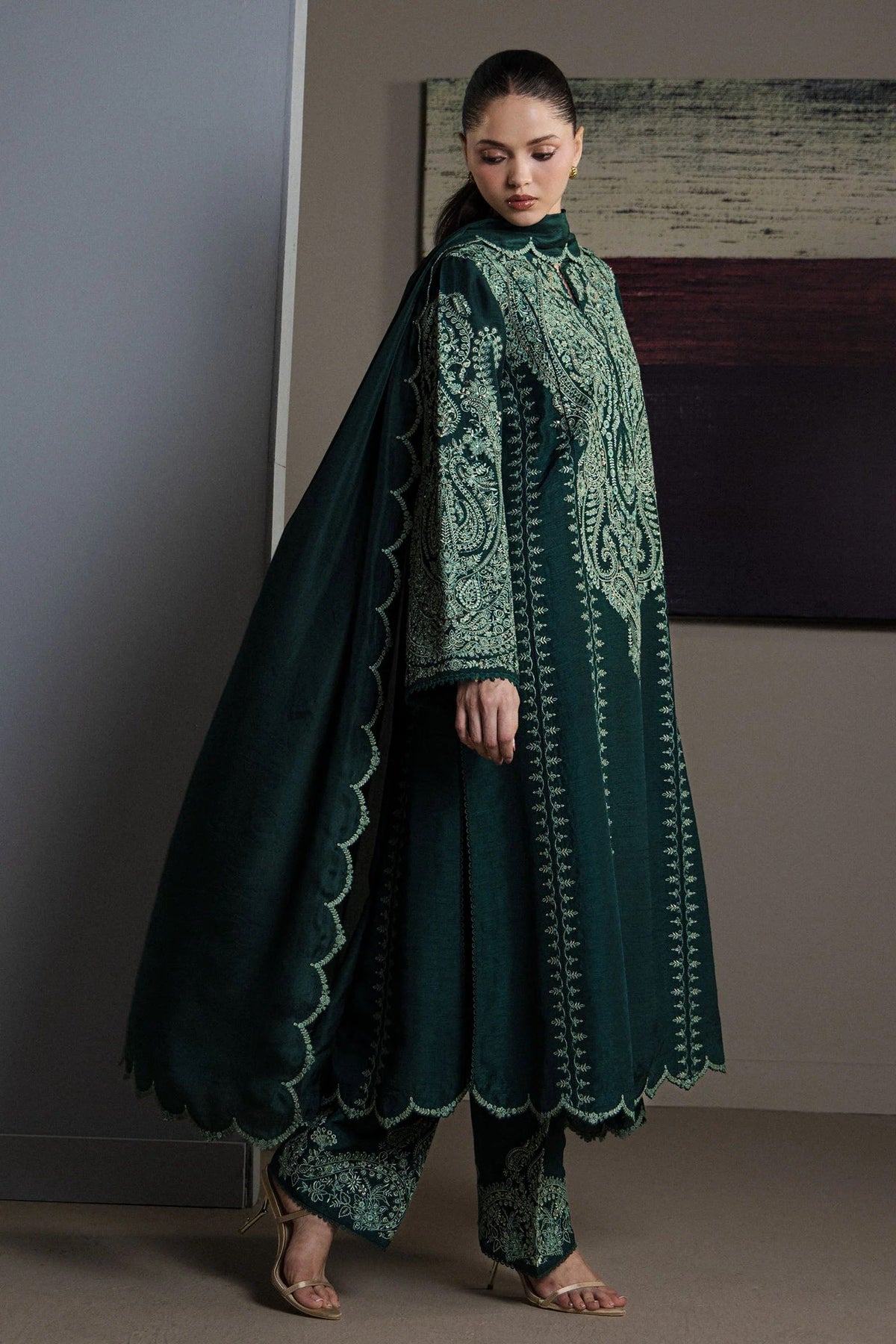 Zara Shahjahan Luxury Lawn Embroidered 3Pc Unstitched/Stitched Suit - Zehra
