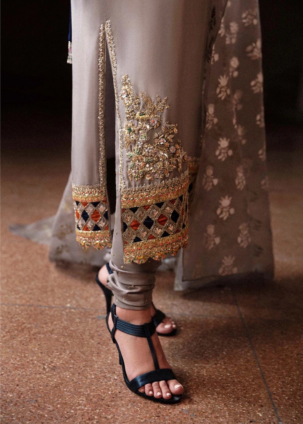 Hussain Rehar Luxury Raw Silk Embroidered 3Pc Unstitched Suit - Mist