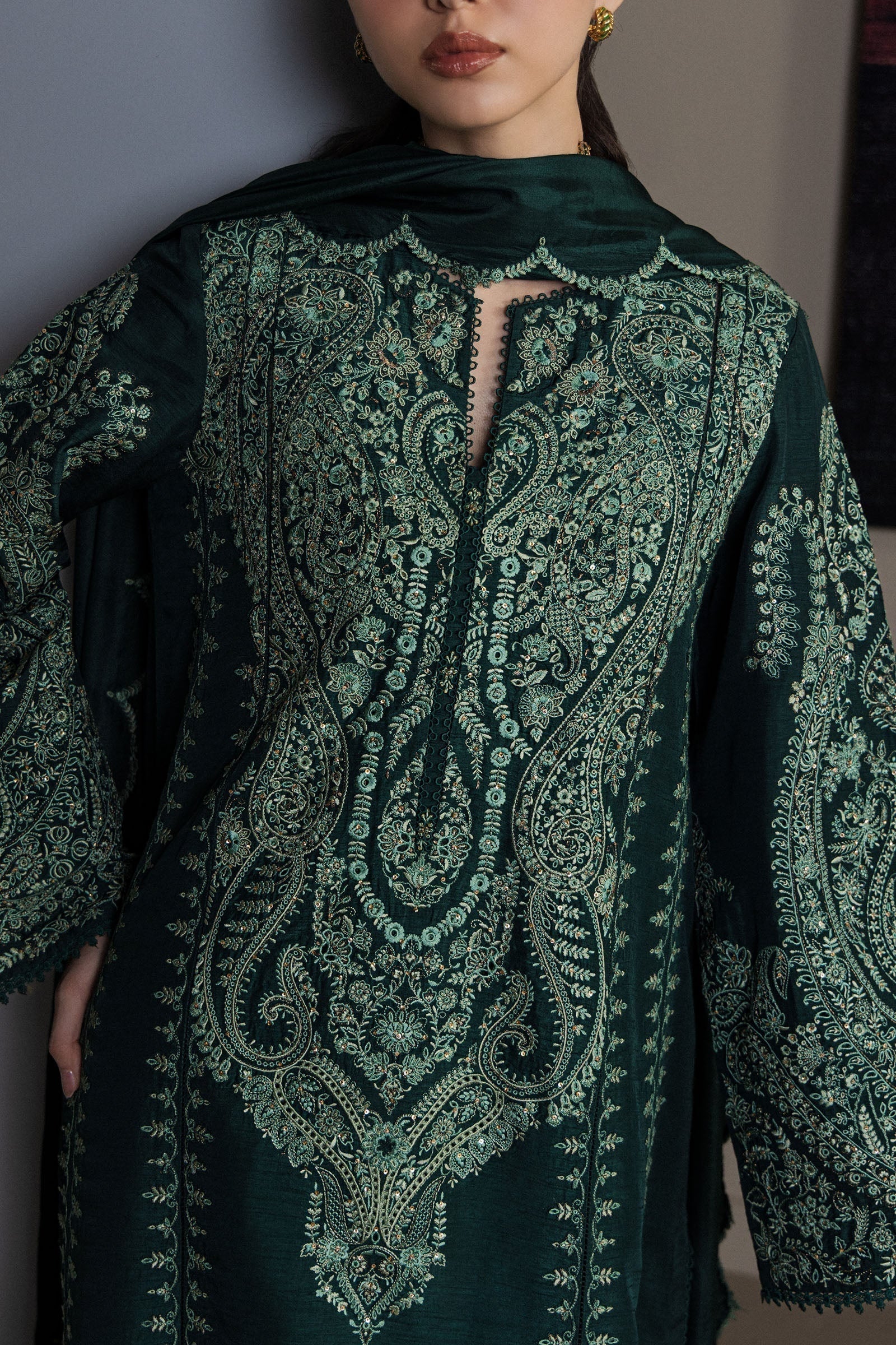 Zara Shahjahan Luxury Lawn Embroidered 3Pc Unstitched/Stitched Suit - Zehra
