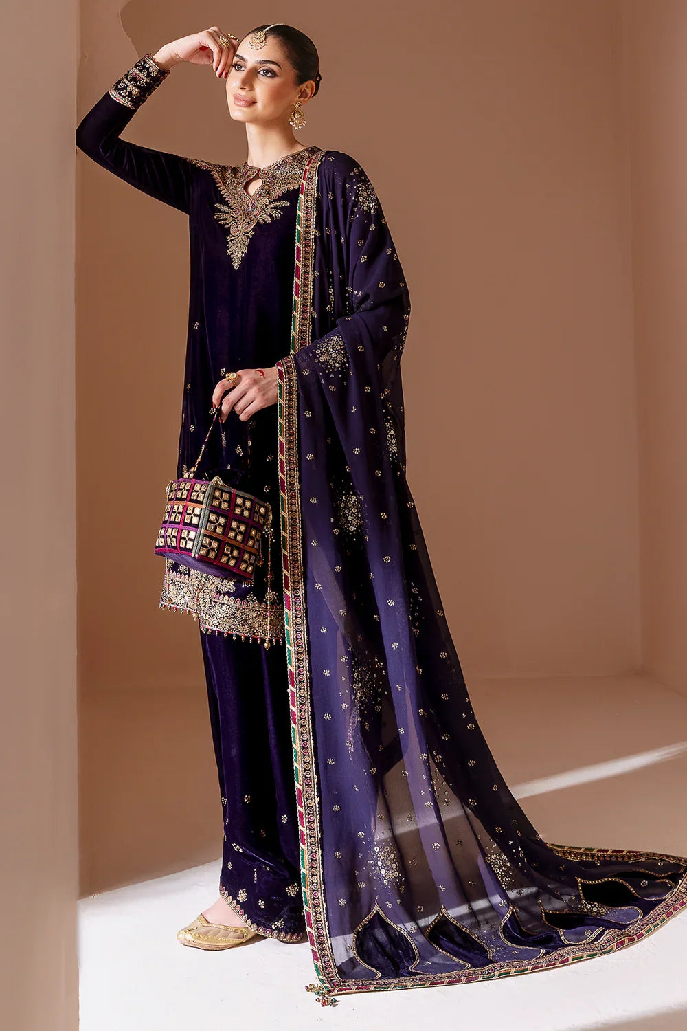 Jazmin Embroidered Velvet Formal 3 Pieces Unstitched CVF Nilofer