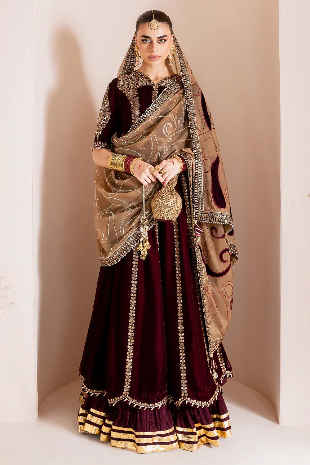 Jazmin Chandani Embroidered Velvet Unstitched 3Pc Maxi CVF