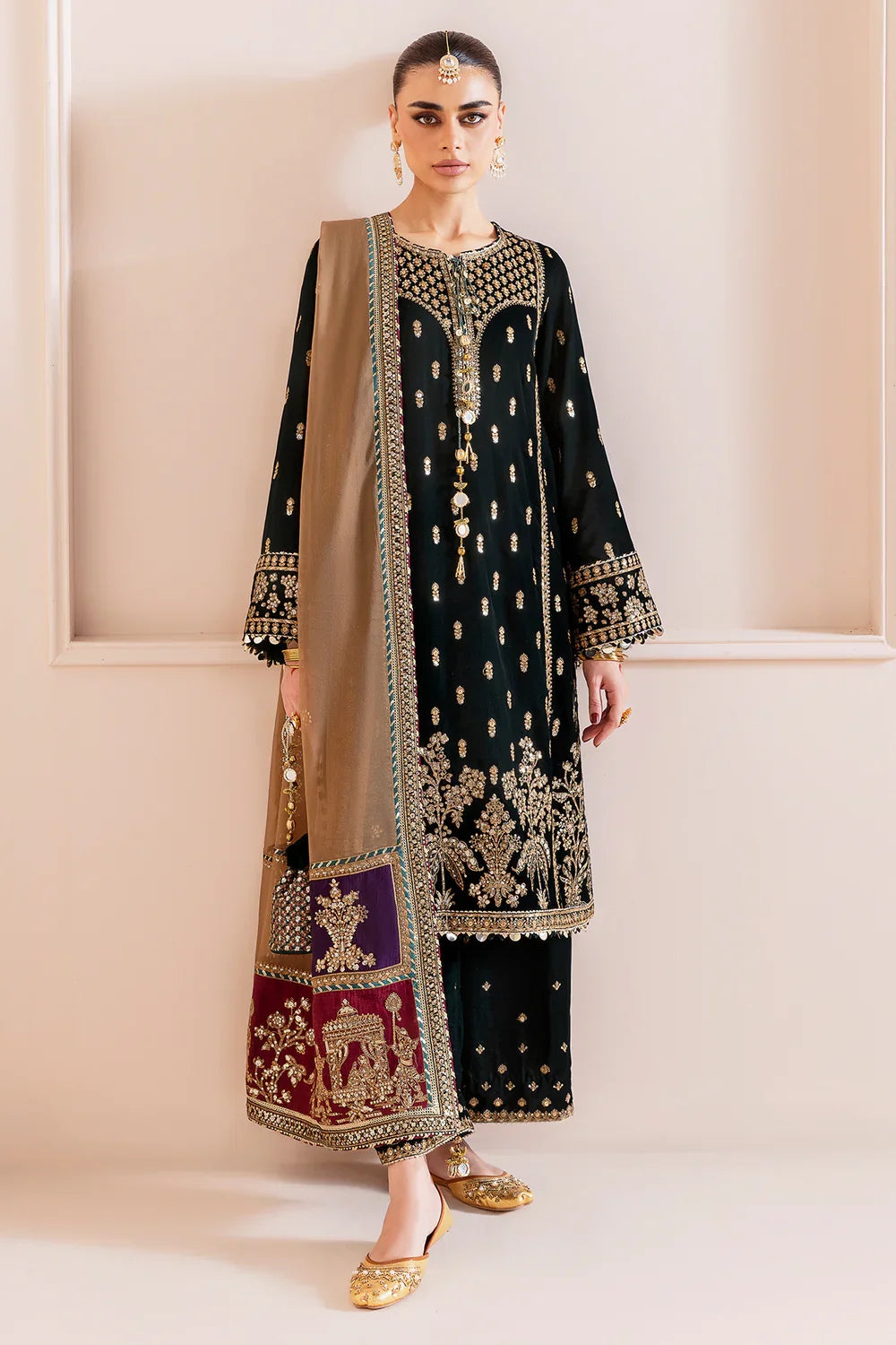 Jazmin Luxury Velvet Unstitched Collection CVF With Potli