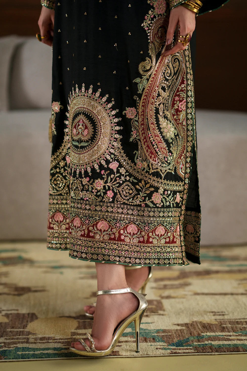 Ethnc Luxury Raw Silk Embroidered Unstitched 3PC Suit - Kaftan