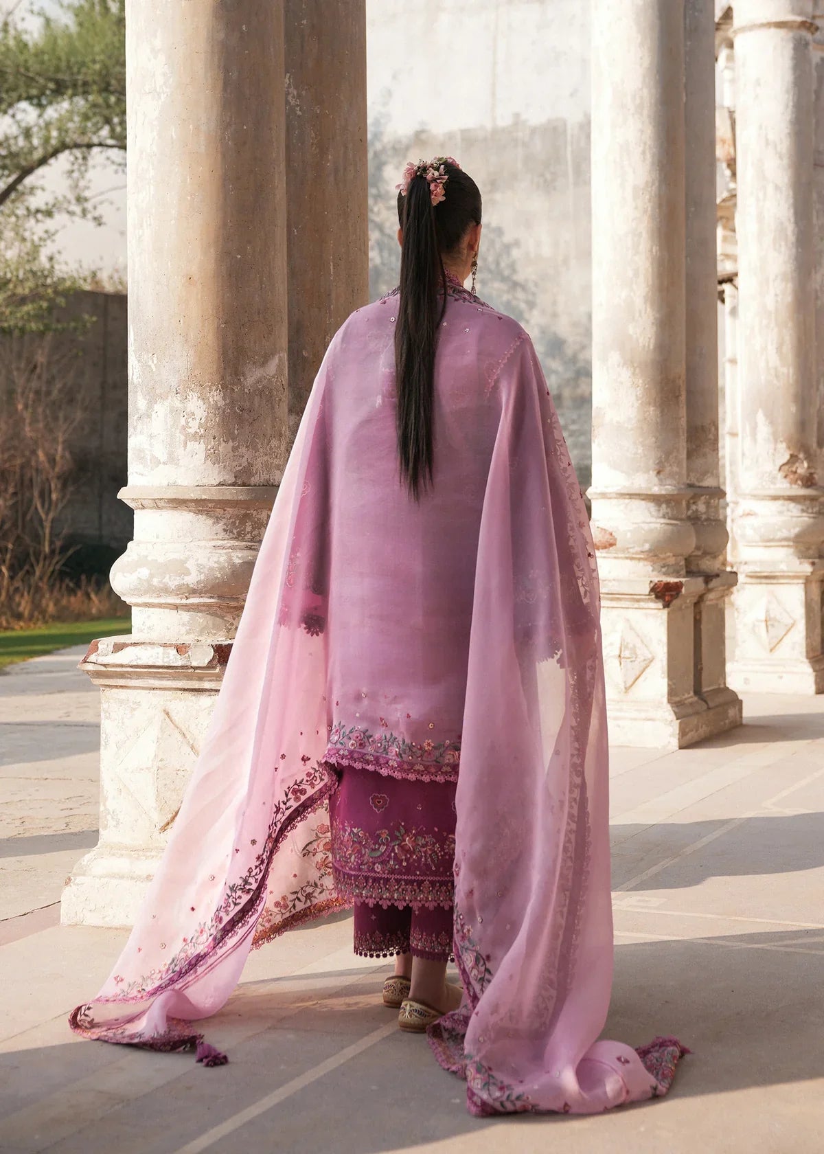 Hussain Rehar Luxury Lawn Embroidered Suit GULPOSH
