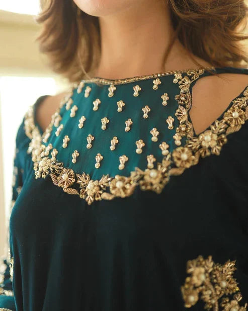 Afrozeh Luxury Formals Velvet Collection 3 Pieces Unstitched ZINC Gold