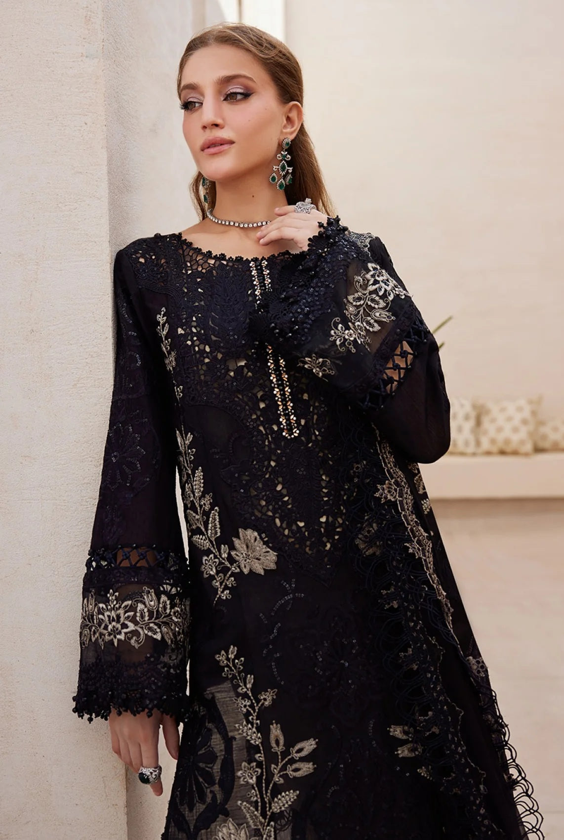 Maria.B - Lawn Embroidered 3 Piece Unstitched / Stitched Suit