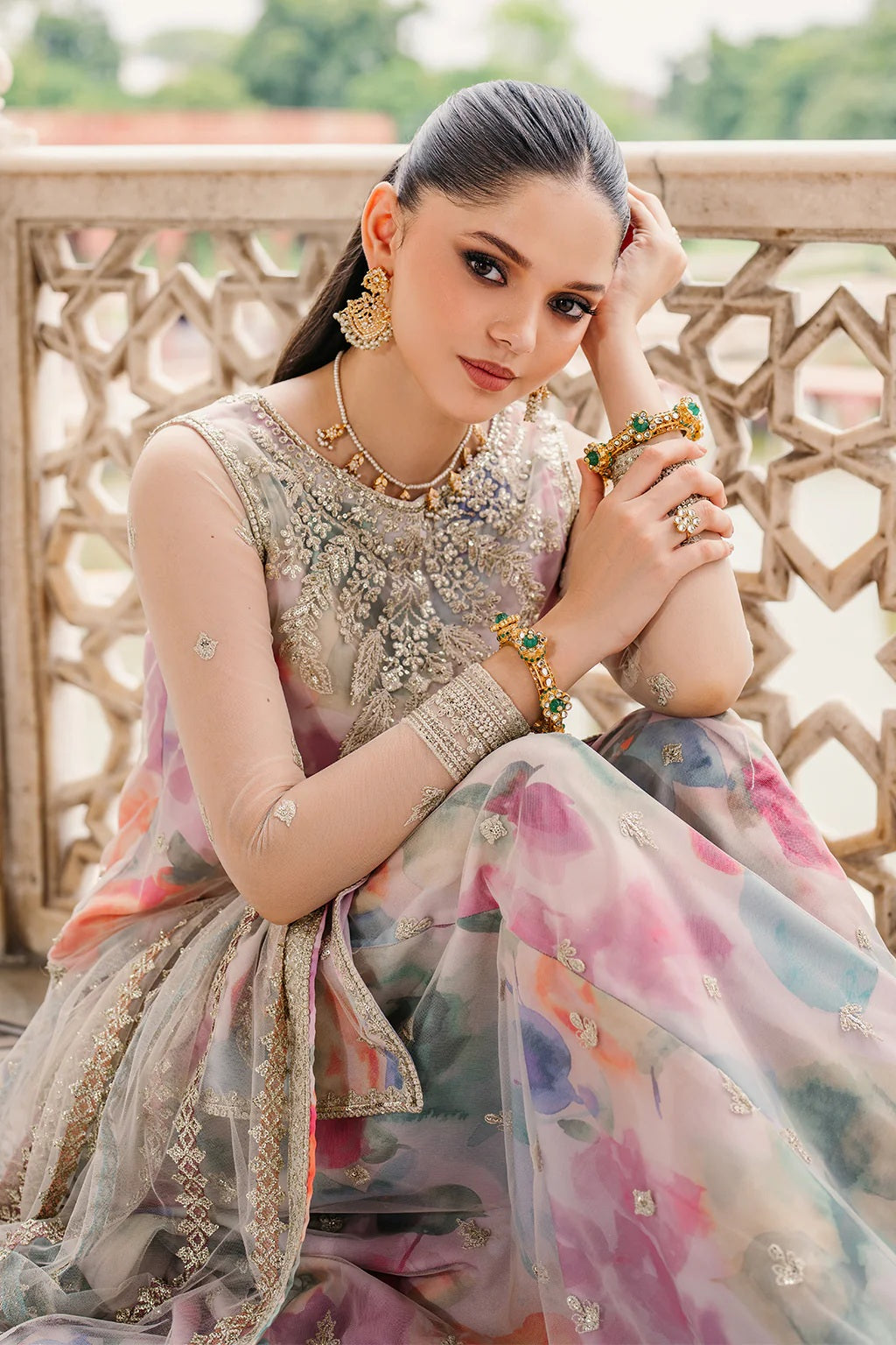Iznik Luxury Lawn Embroidered 3 Piece Unstitched
