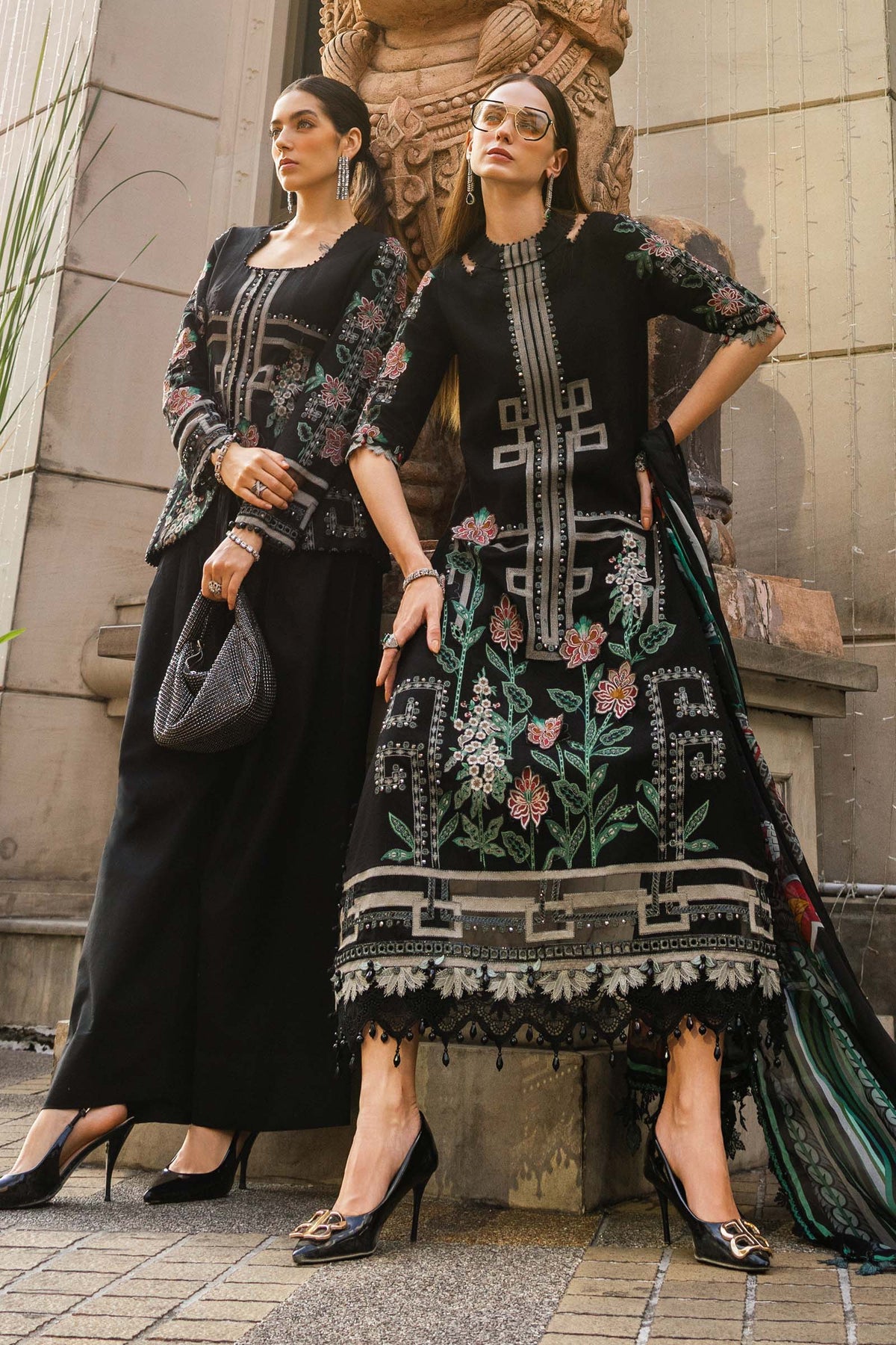 Maria B Luxury Embroidered Lawn 3Pc Unstitched Suit