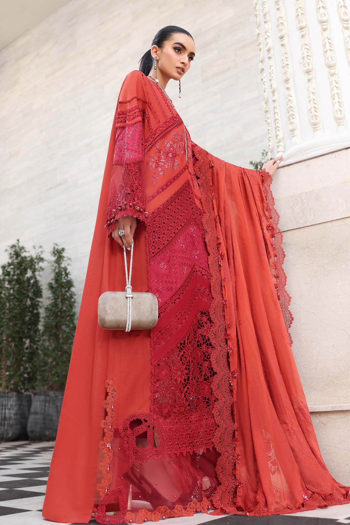 Maria B Luxury Embroidered Lawn 3Pc Unstitched / Stitched Suit