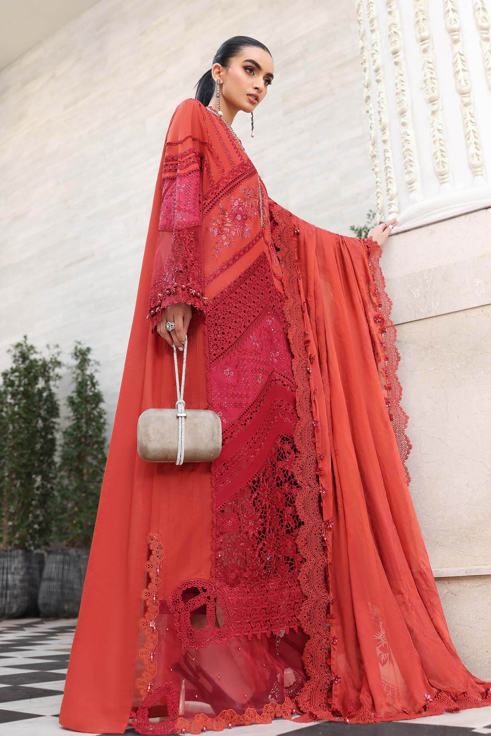 Maria B Luxury Embroidered Lawn 3Pc Unstitched / Stitched Suit