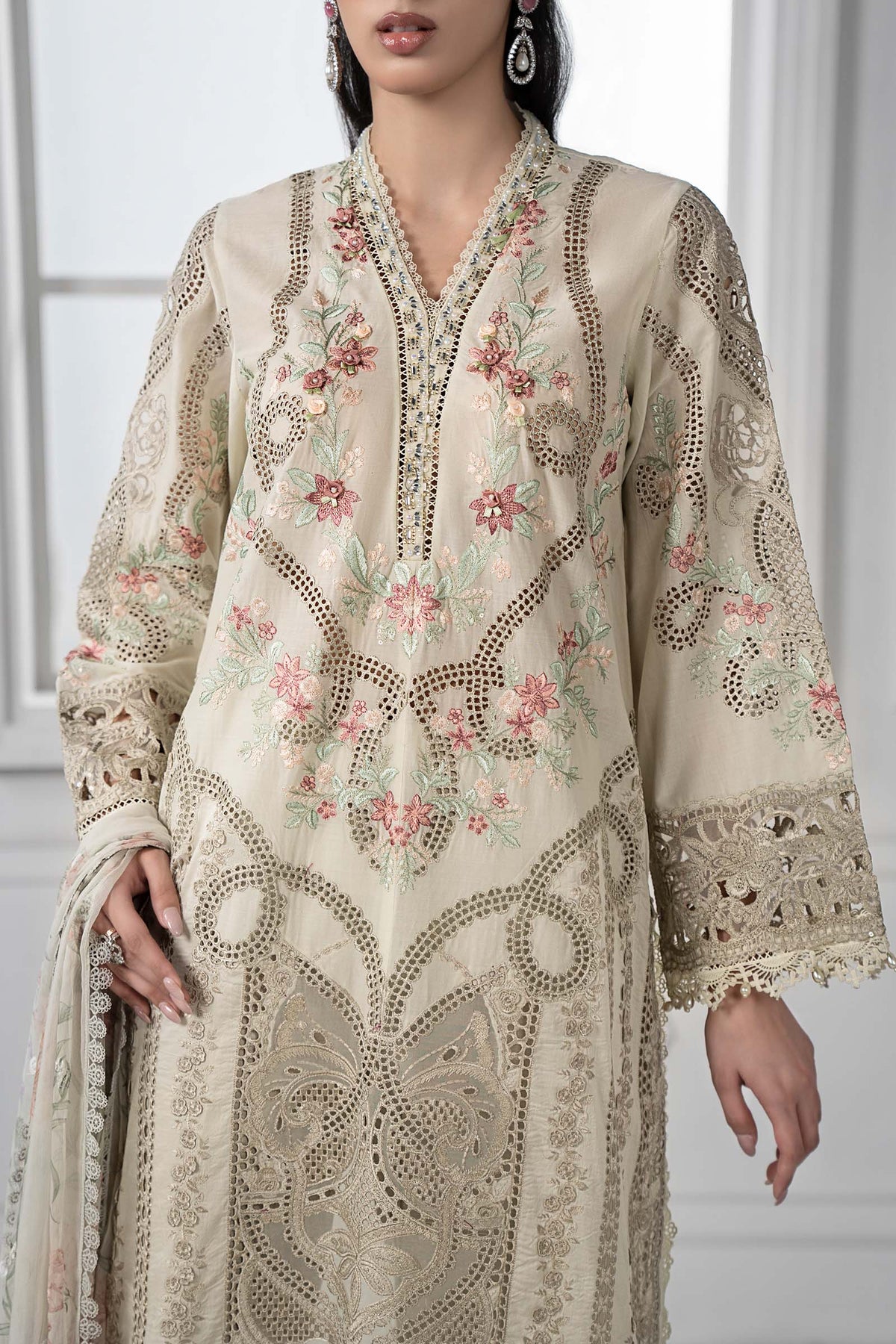 Maria.B Luxury Lawn Embroidered 3 Piece Unstitched Eid Collection