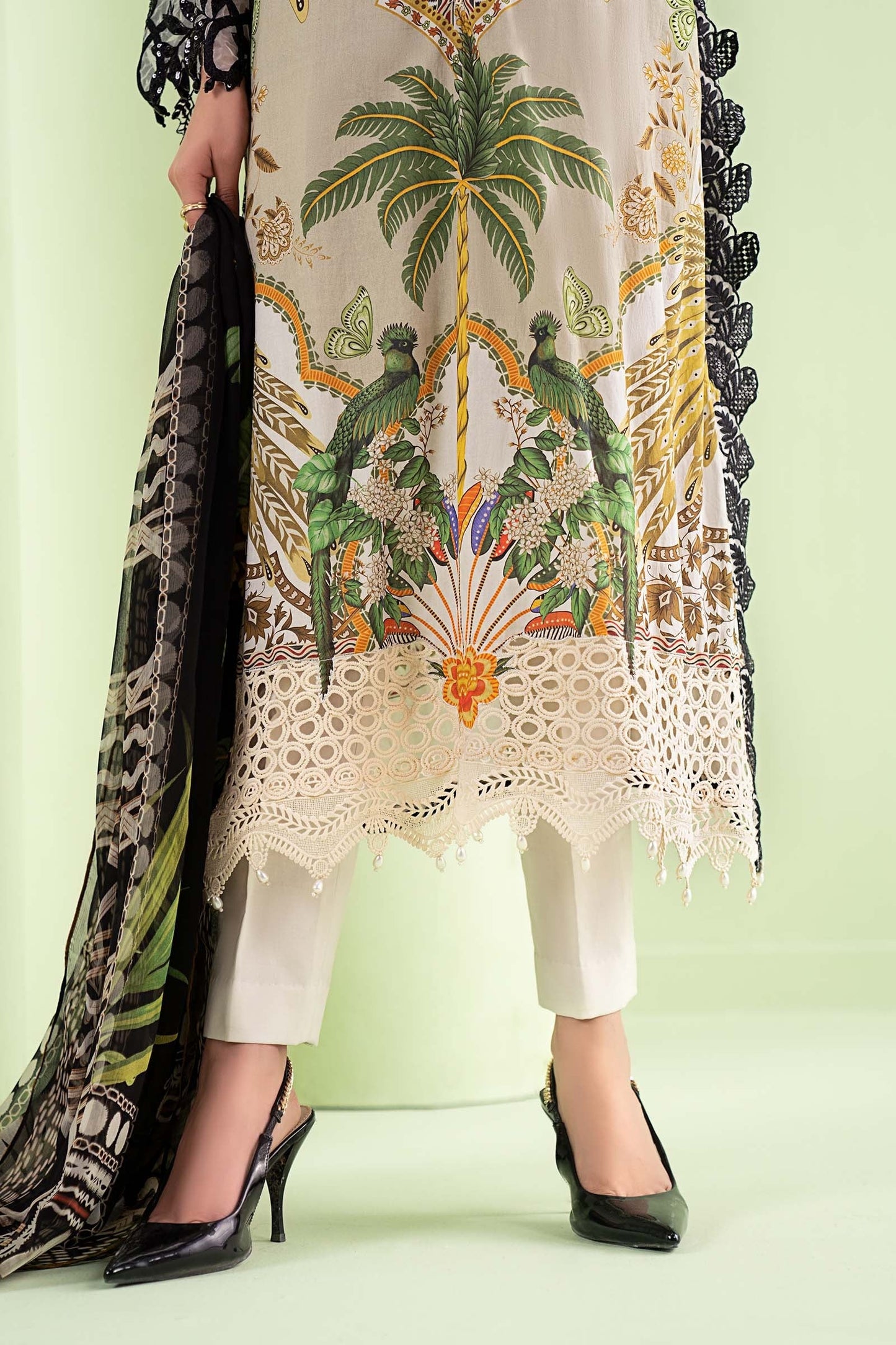 Maria.B - Luxury Lawn Embroidered Unstitched 3 Piece