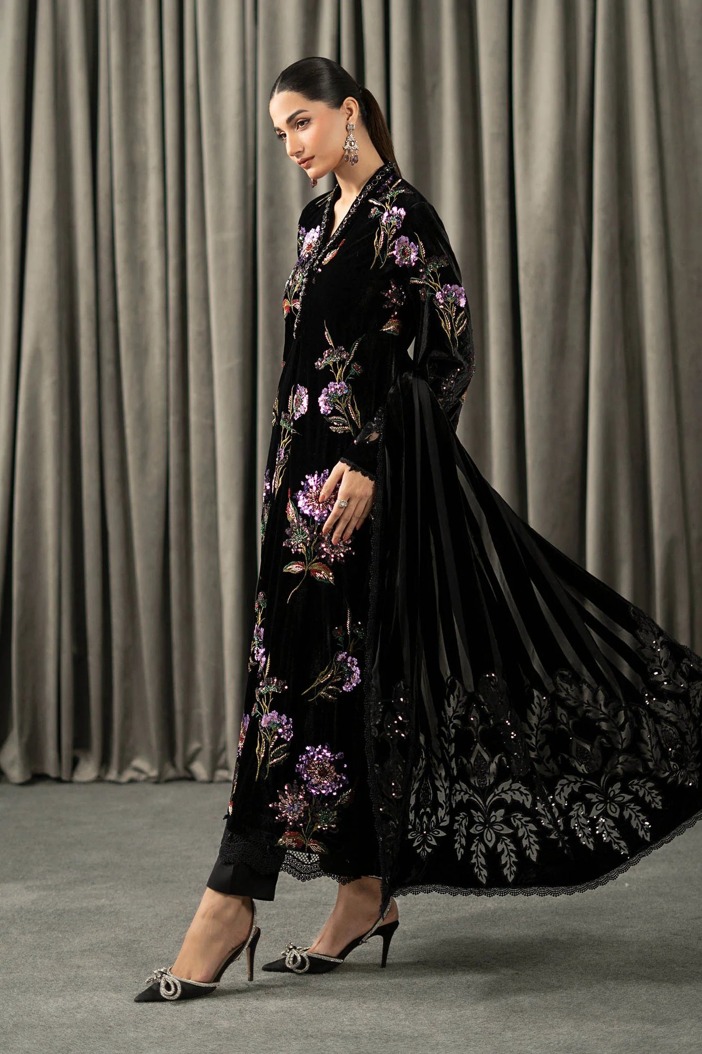 Maria.B Winter Luxe Embroidered Velvet Unstitched 3Pc Suit With Palaichi Shawl