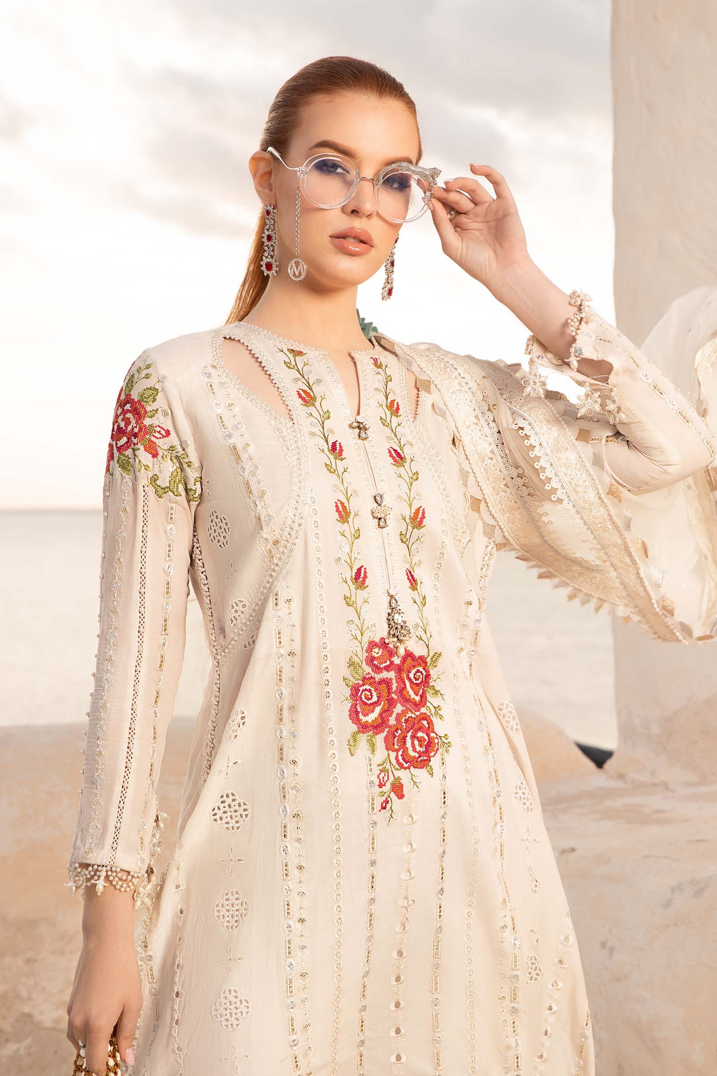 Maria.B Embroidered Luxury Lawn Unstitched 3Pc Suit D
