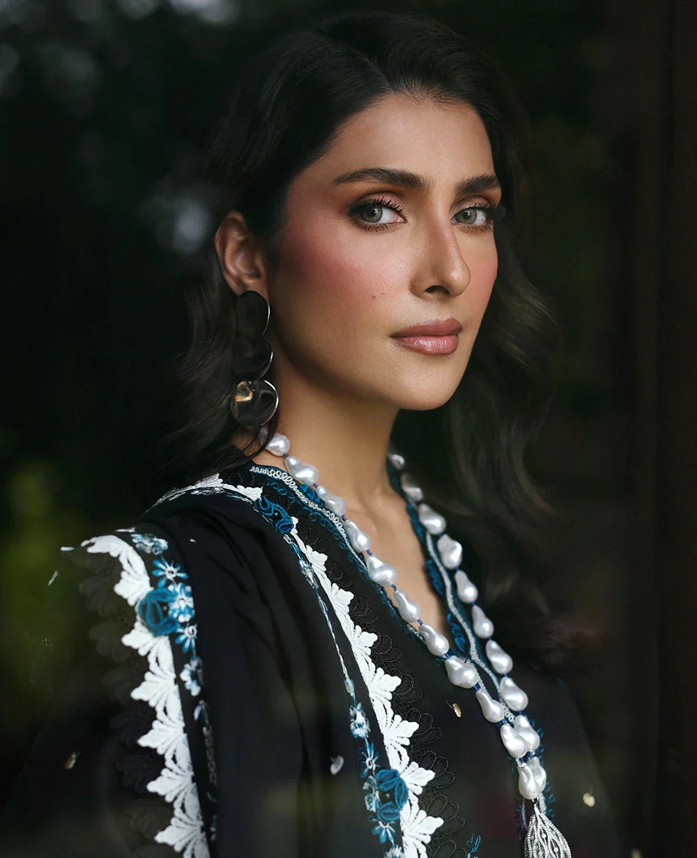 Republic WomensWear Talia Embroidered Lawn Unstitched 3Pc Suit D5 - B ZARAE