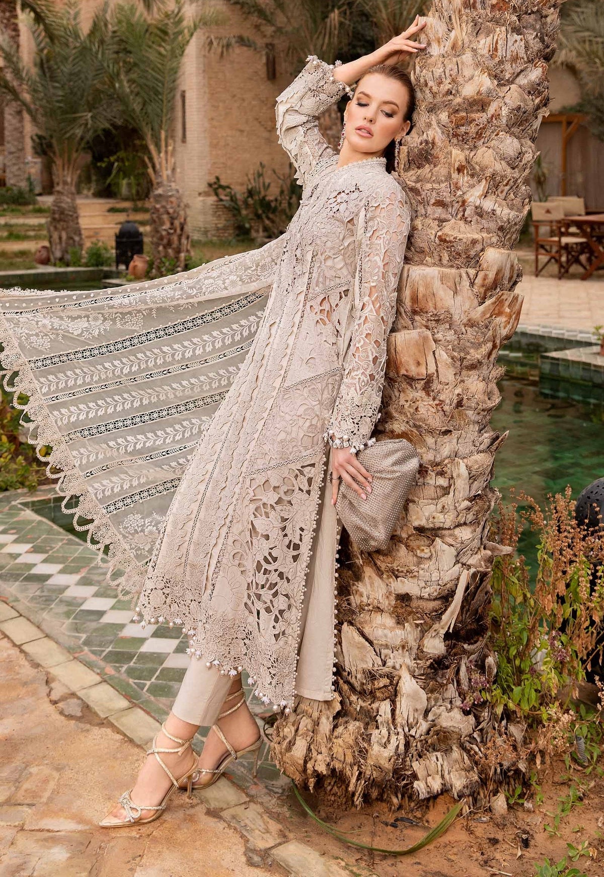 Maria.B Luxury Lawn Embroidered 3 Piece Unstitched D