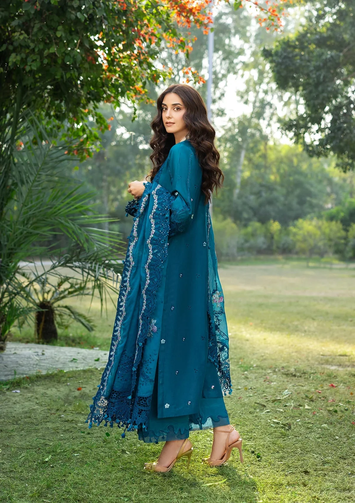 Elaf Premium Embroidered Luxury Lawn Unstitched 3Pc Suit SAPPHIRE